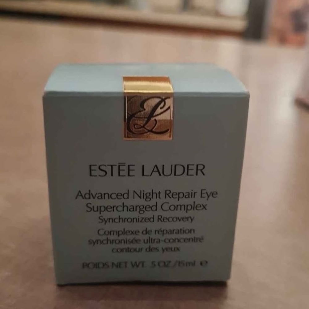 Estee Lauder Advanced Night Repair Eye Cream - Gold and Gray